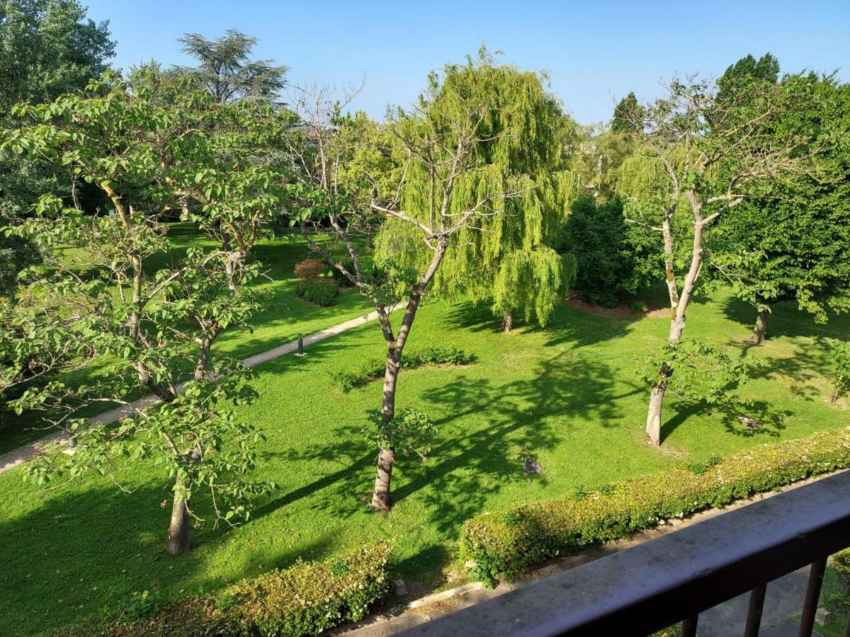 Les Jardins D'Atilly Villecresnes Exteriér fotografie